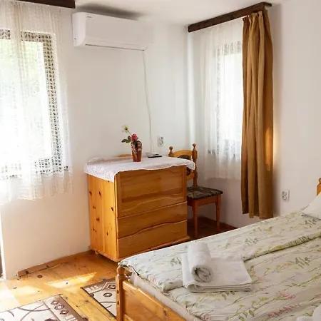 アパート R. Dermendzhiev メルニック