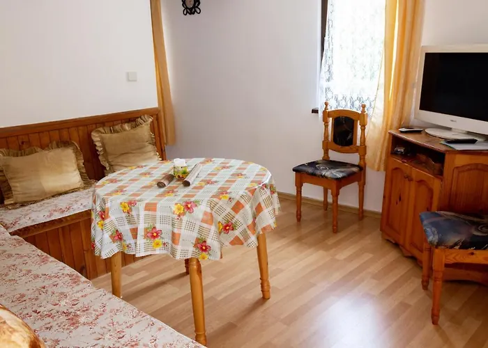 R. Dermendzhiev * Melnik (Blagoevgrad)