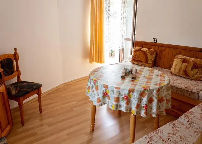 R. Dermendzhiev Appartement